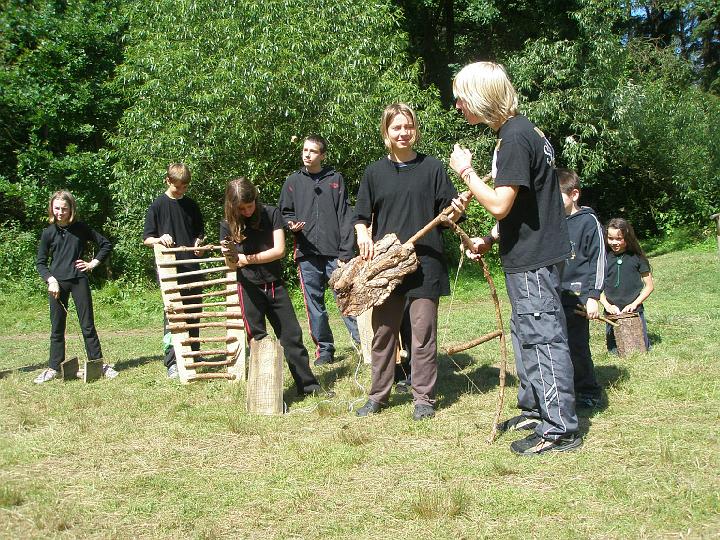 245 - Vlci - skupina Slipy hraje na bálu na počest Šahrazád.JPG